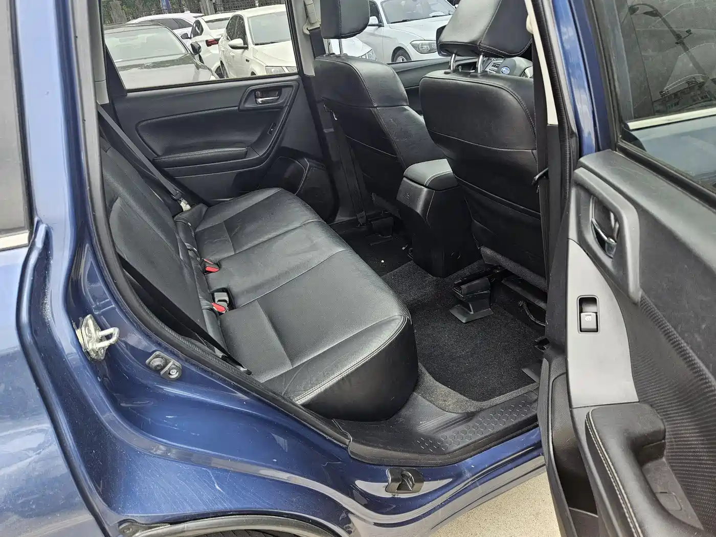 Subaru Forester 2013 2.5i Automatic Elite Edition фото 15