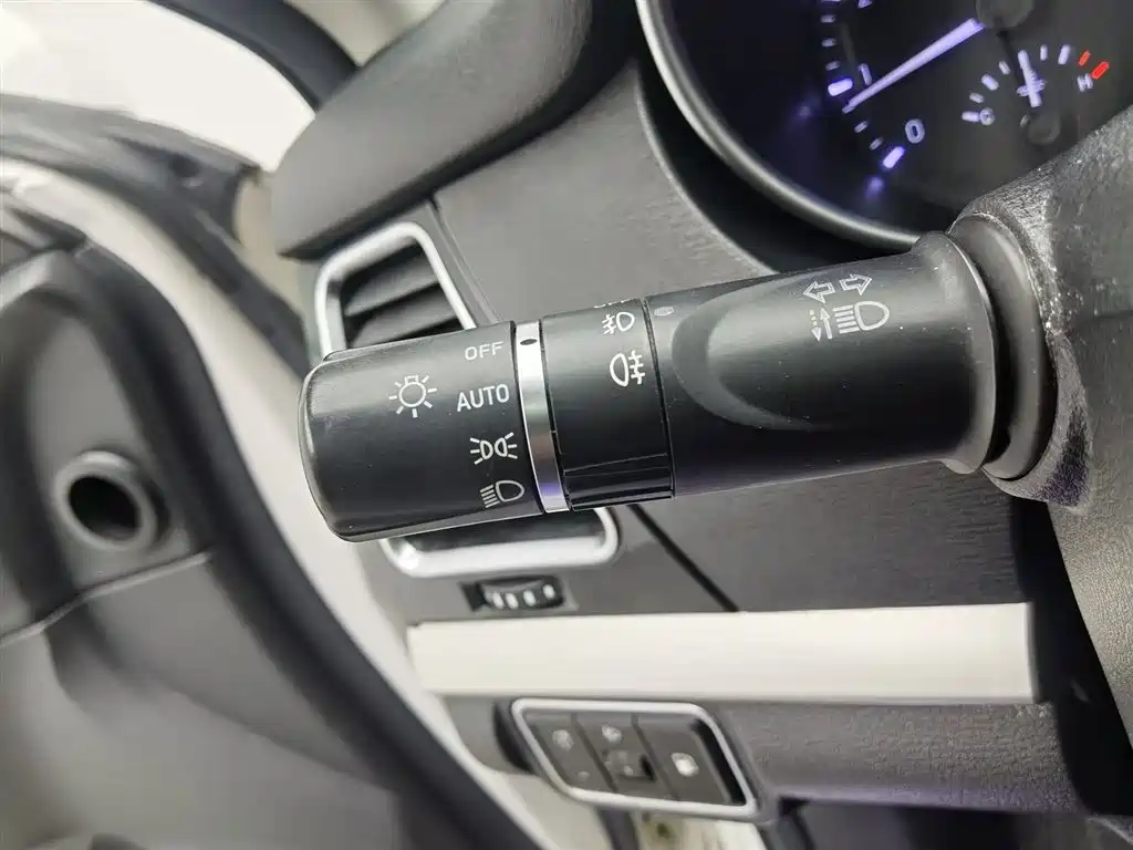 Haval H6 Coupe 2016 Blue Label 1.5T Automatic 2WD Elite фото 21