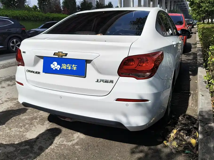 Chevrolet Cavalier 2019 320 Automatic Joy Edition фото 3