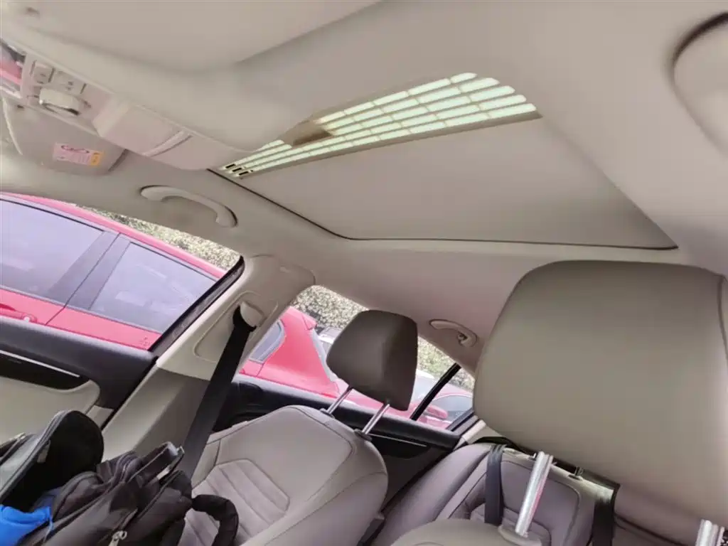 Volkswagen Magotan 2015 Facelift 1.8TSI Luxury фото 18