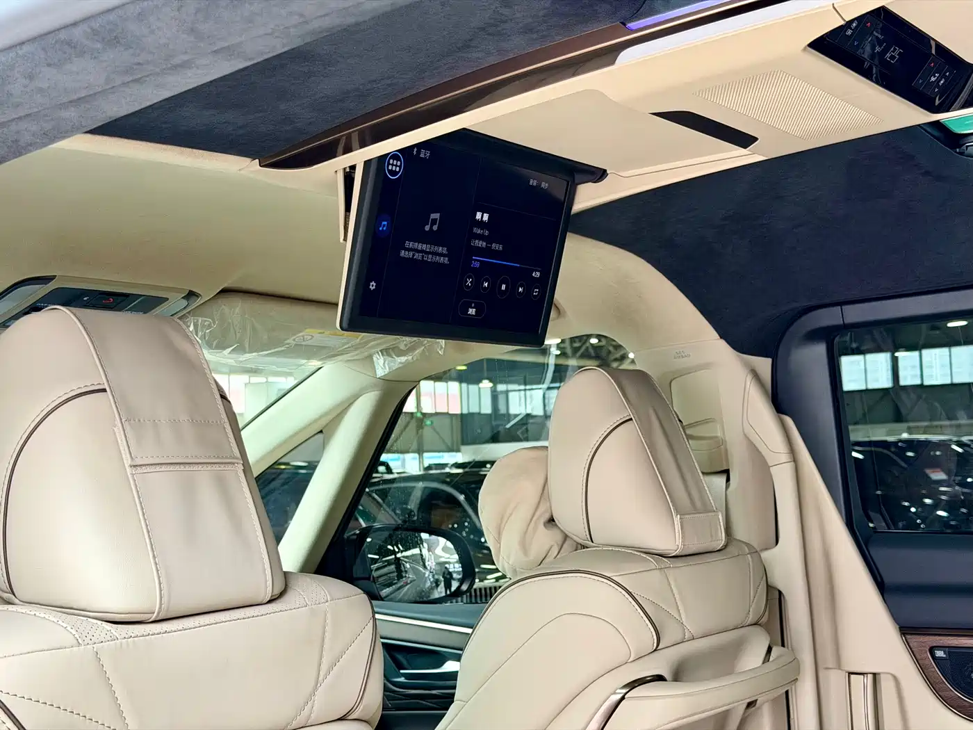 Toyota Alphard 2025 Hybrid 2.5L Prestige Gold Edition фото 30