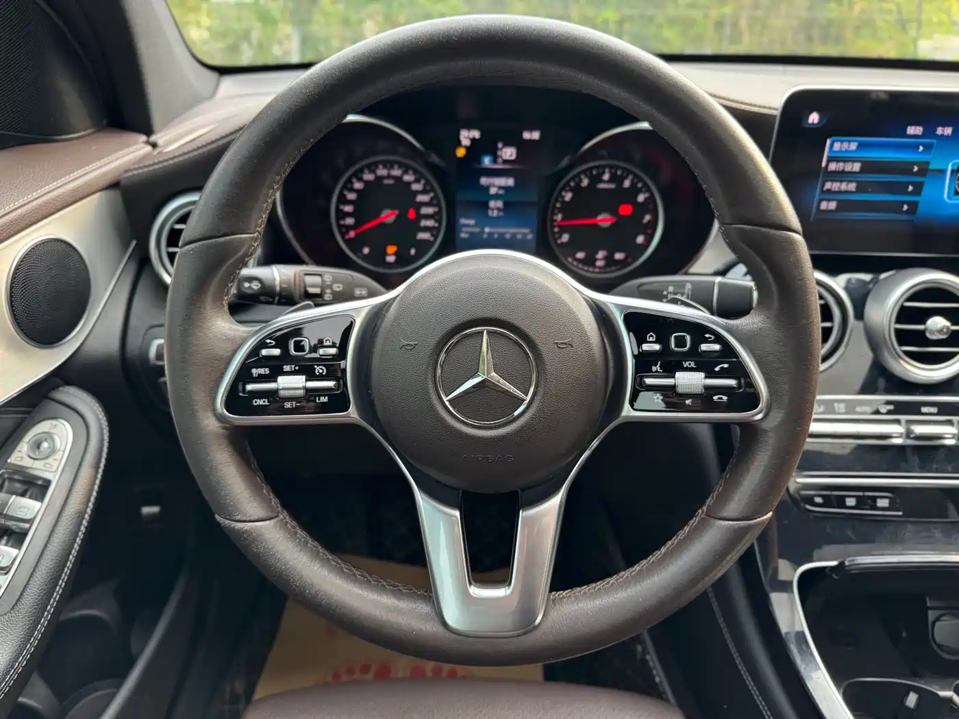 Mercedes-Benz GLC 2020 GLC 260 L 4MATIC Dynamic фото 16