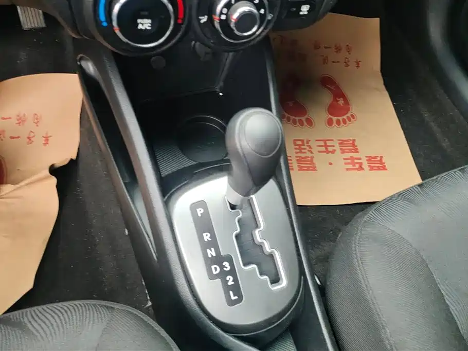 Kia K2 2015 Sedan 1.4L AT TOP фото 16