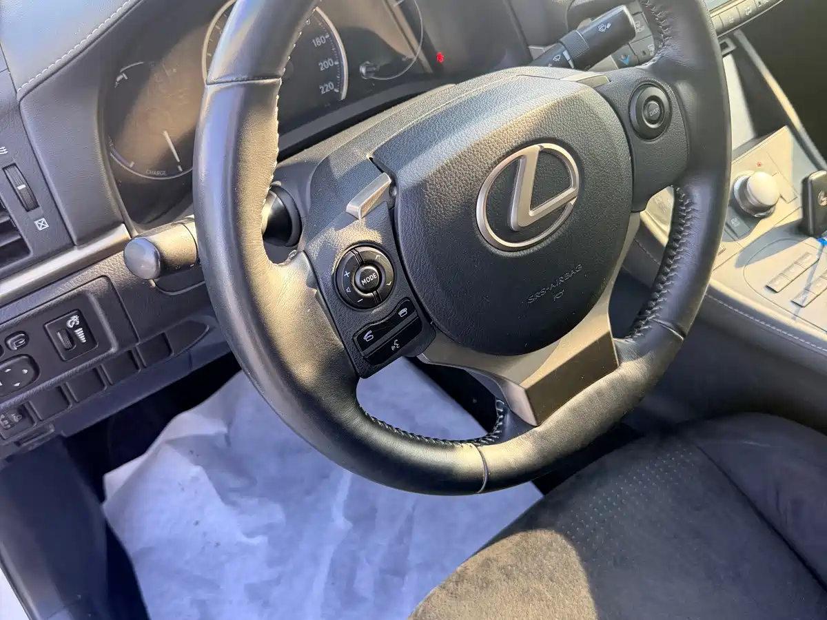 Lexus CT 2014 2014 CT200h Elite Monochrome