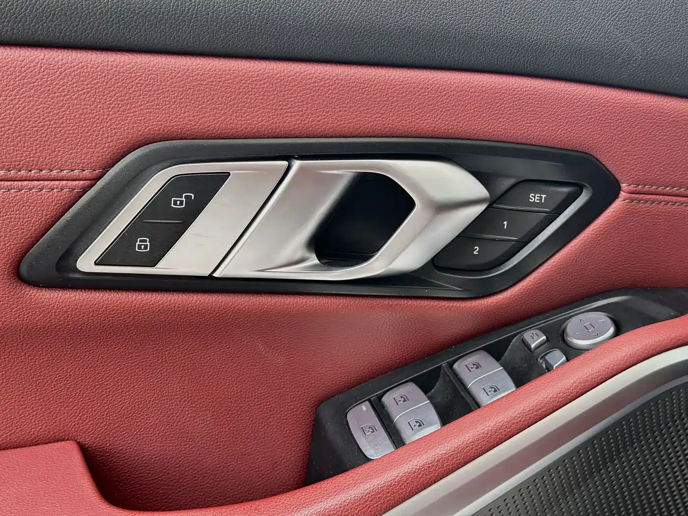 BMW 3 Series 2023 320Li M Sport Package фото 12