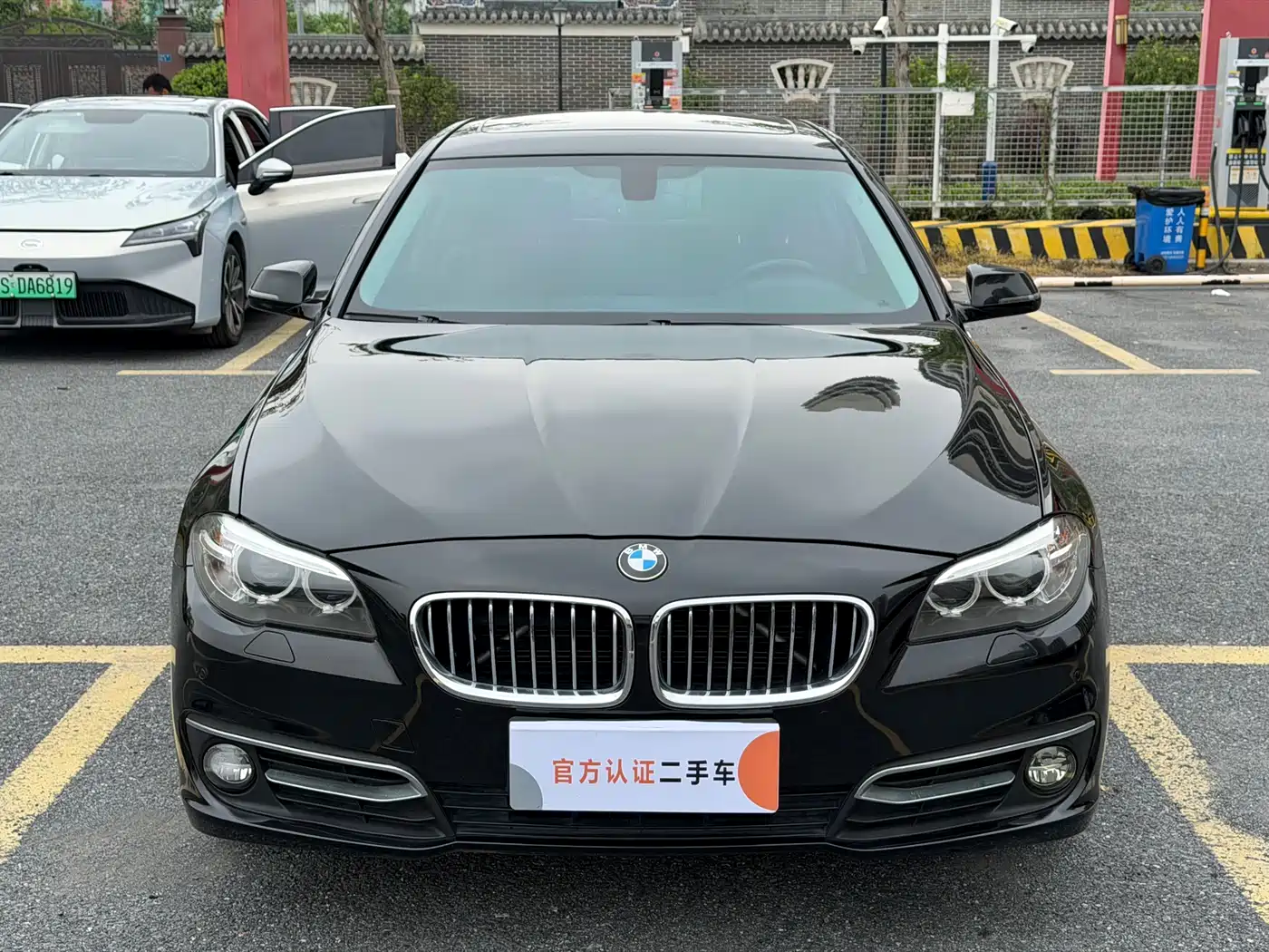BMW 5 Series 2017 525Li Luxury Design Package фото 2