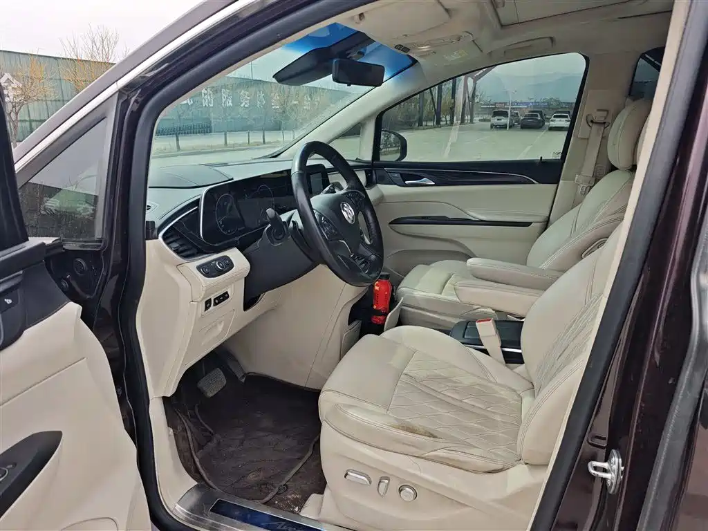 BUICK GL8