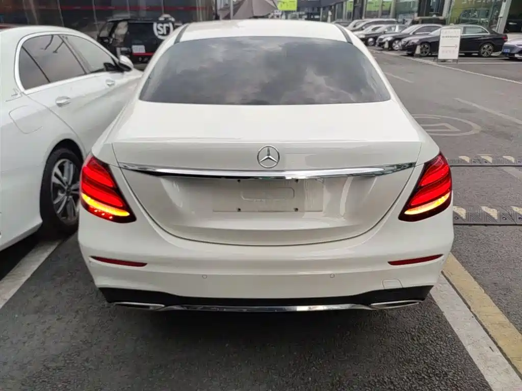 Mercedes-Benz E-Class 2019 E 260 L Sport фото 6