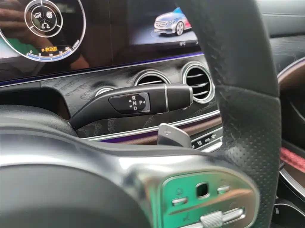 Mercedes-Benz E-Class 2019 E 260 L Sport фото 14