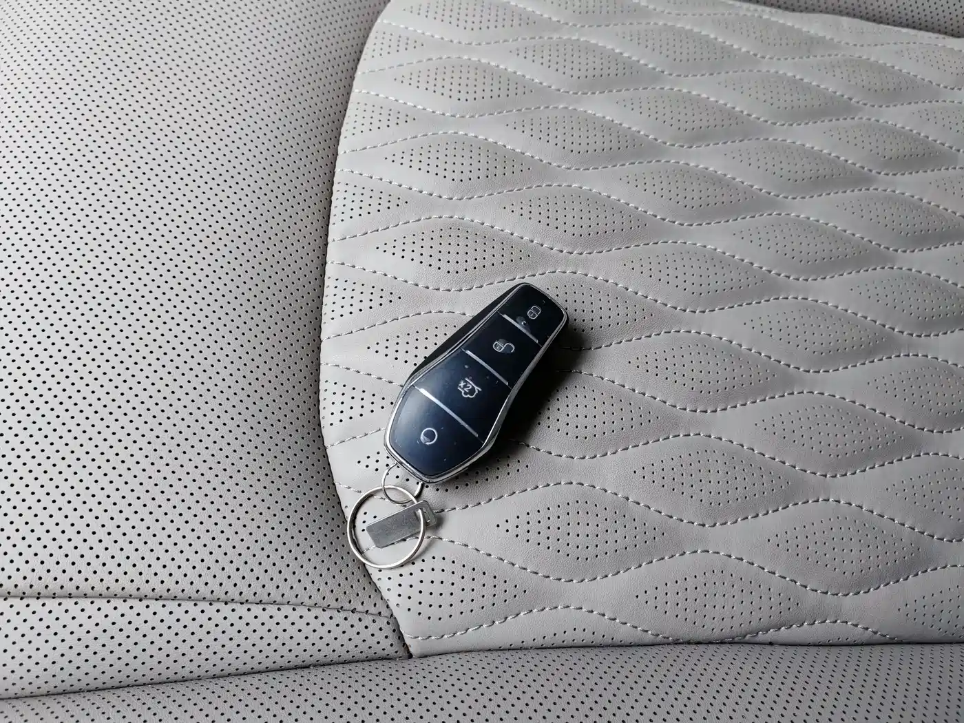 BYD Han 2025 DM-i Smart Driving Edition 125KM LiDAR Flagship фото 17