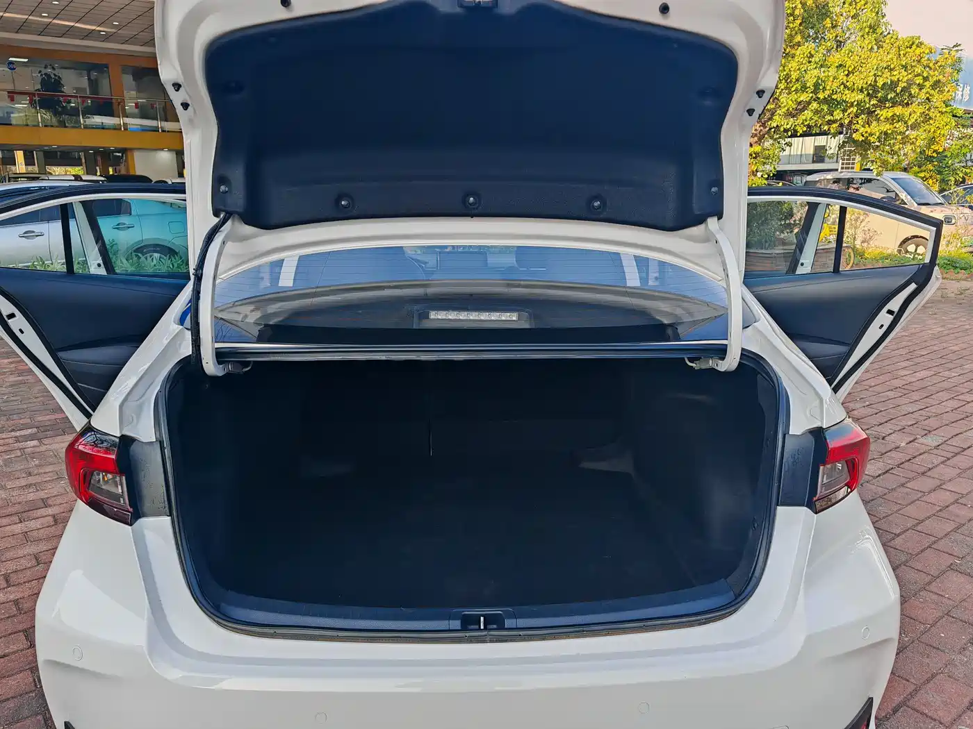 Toyota Allion 2022 2.0L Elite Edition фото 13