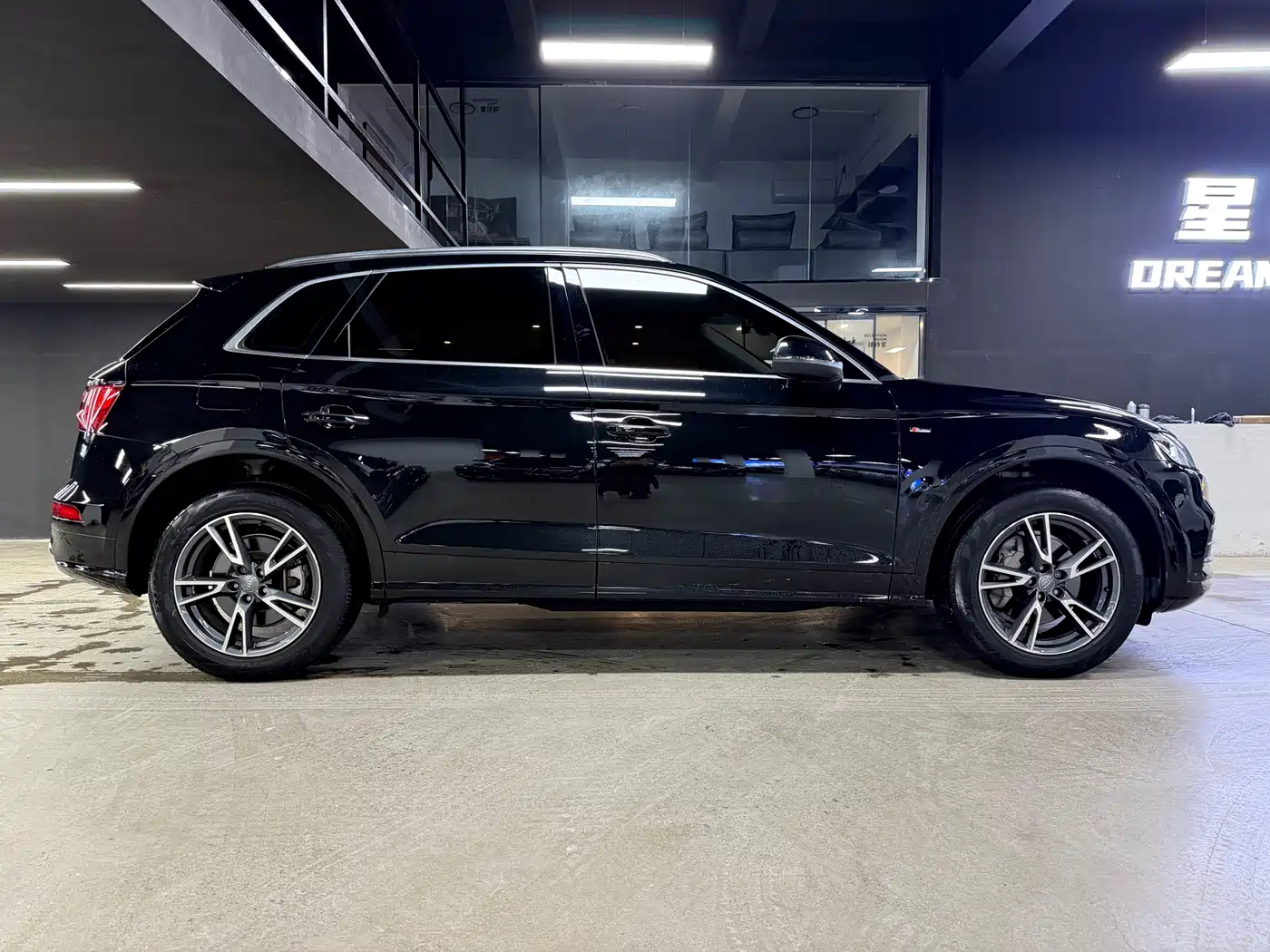 Audi Q5L 2018 40 TFSI Premium Fashion China VI фото 10