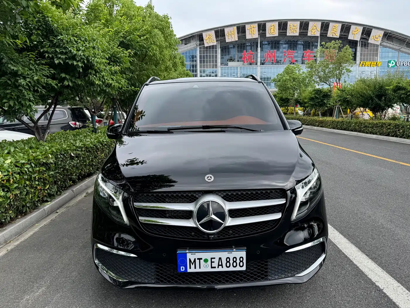Mercedes-Benz V-Class 2022 V 260 L Long Wheelbase Prestige Edition фото 2