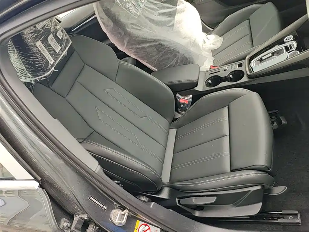 Audi A3 2025 Facelift A3L Limousine 35TFSI Flying Joy Edition фото 25