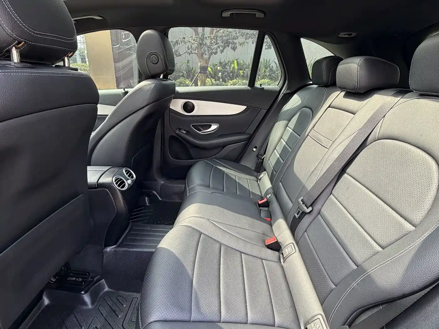 Mercedes-Benz GLC 2016 GLC 200 4MATIC фото 7