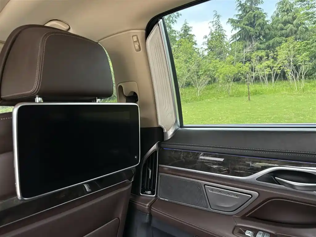 BMW 7 Series 2016 730Li Luxury фото 4