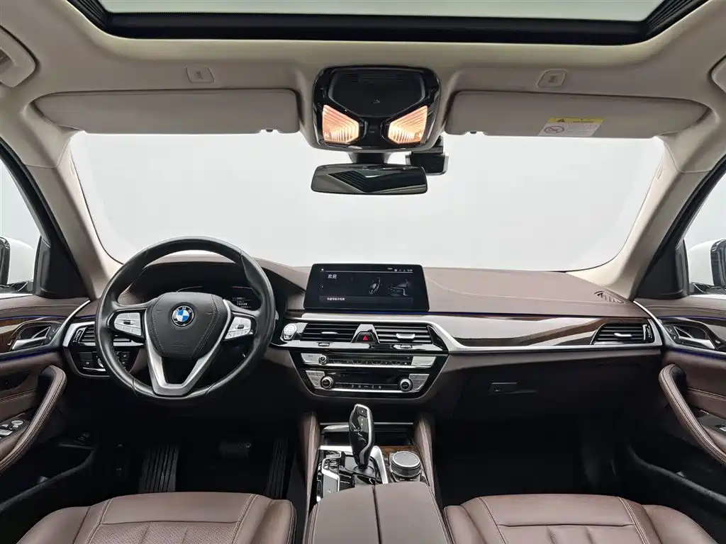 BMW 5 Series 2020 525Li Luxury Package фото 18