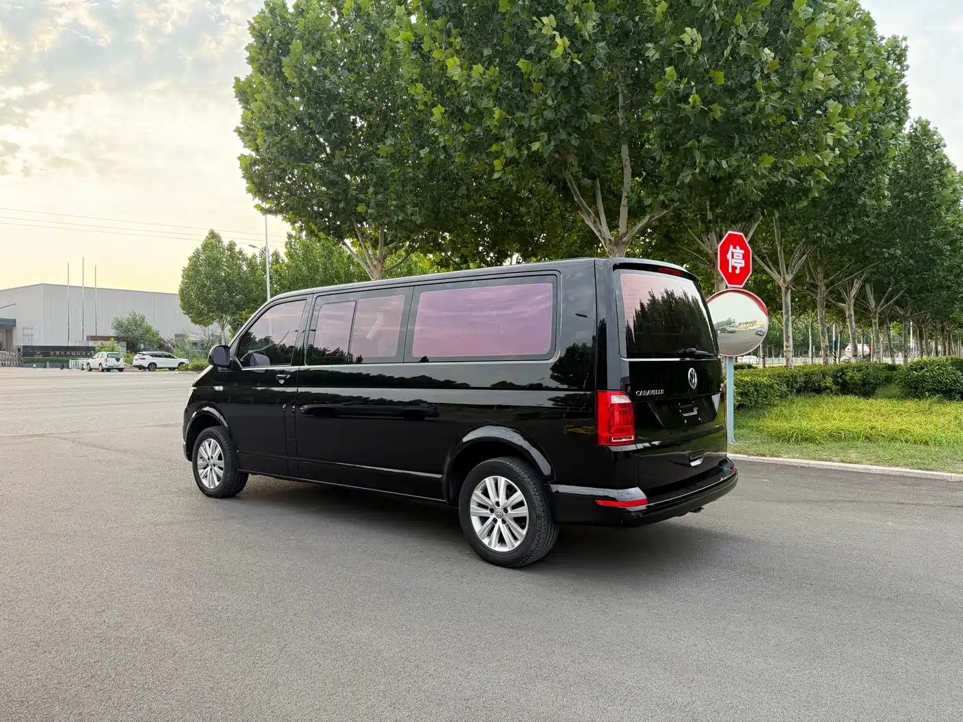 Volkswagen Caravelle 2016 2016 2.0TSI AWD Comfort 9-Seater