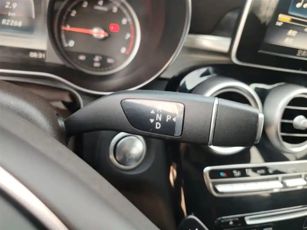 Mercedes-Benz GLC 2019 Model GLC 200 L 4MATIC фото 10