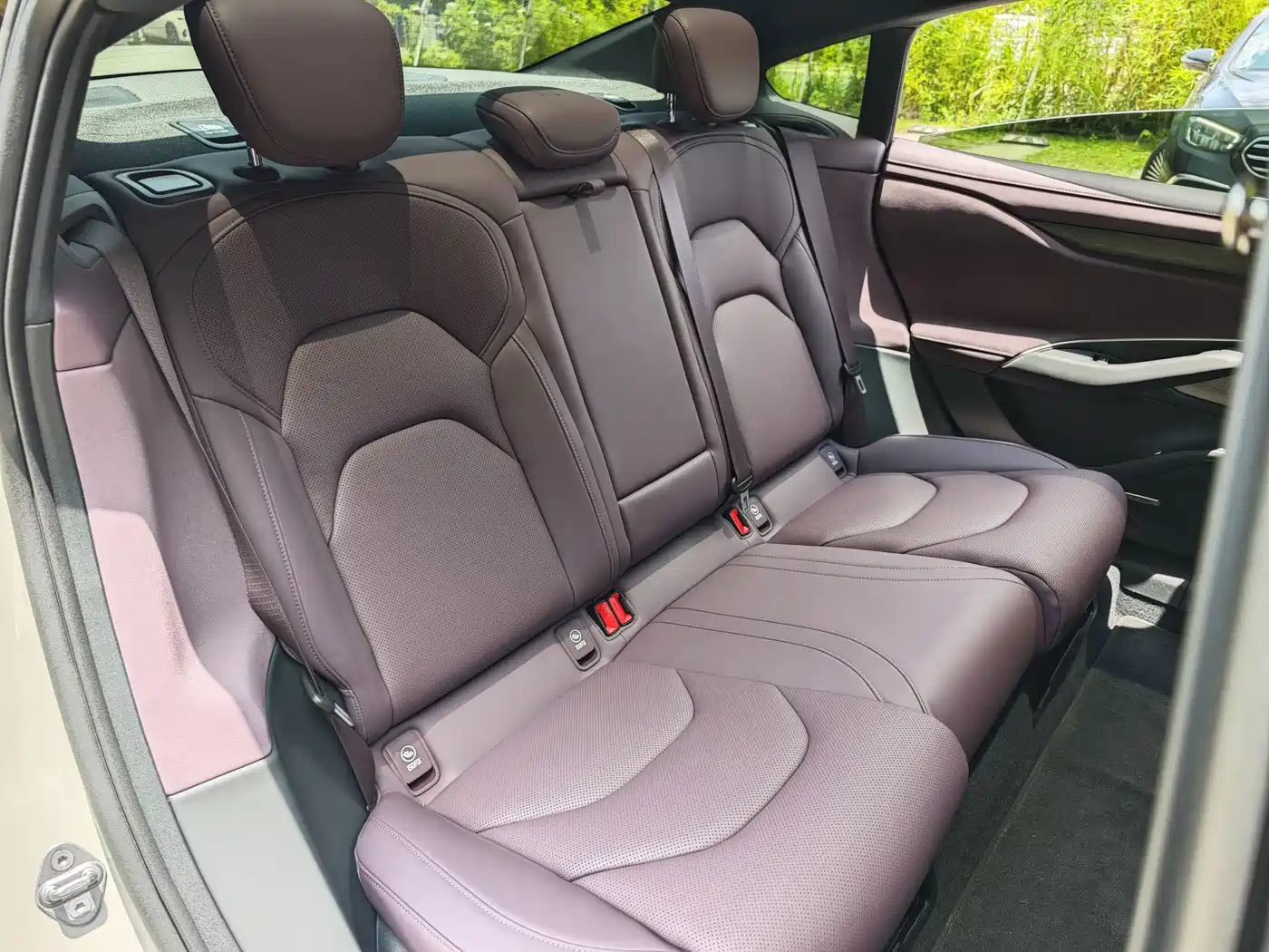 Xiaomi Auto Xiaomi SU7 2024 AWD Extended Range Advanced Smart Driving Max Edition фото 25