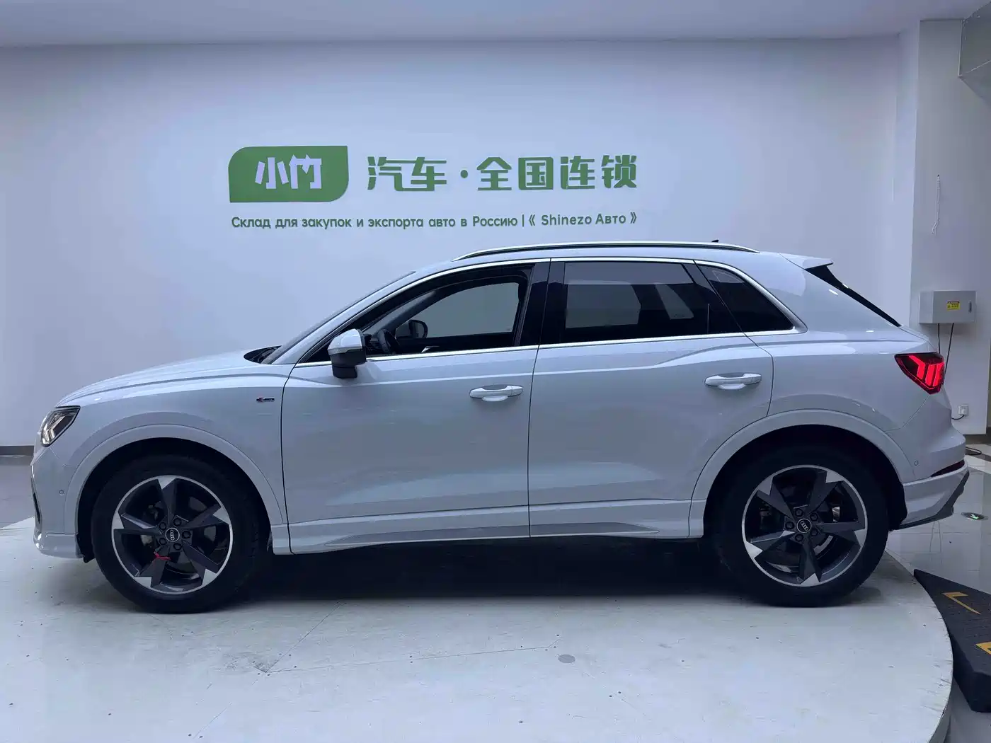 Audi Q3 2023 35 TFSI Fashion Dynamic (1.4T) фото 3