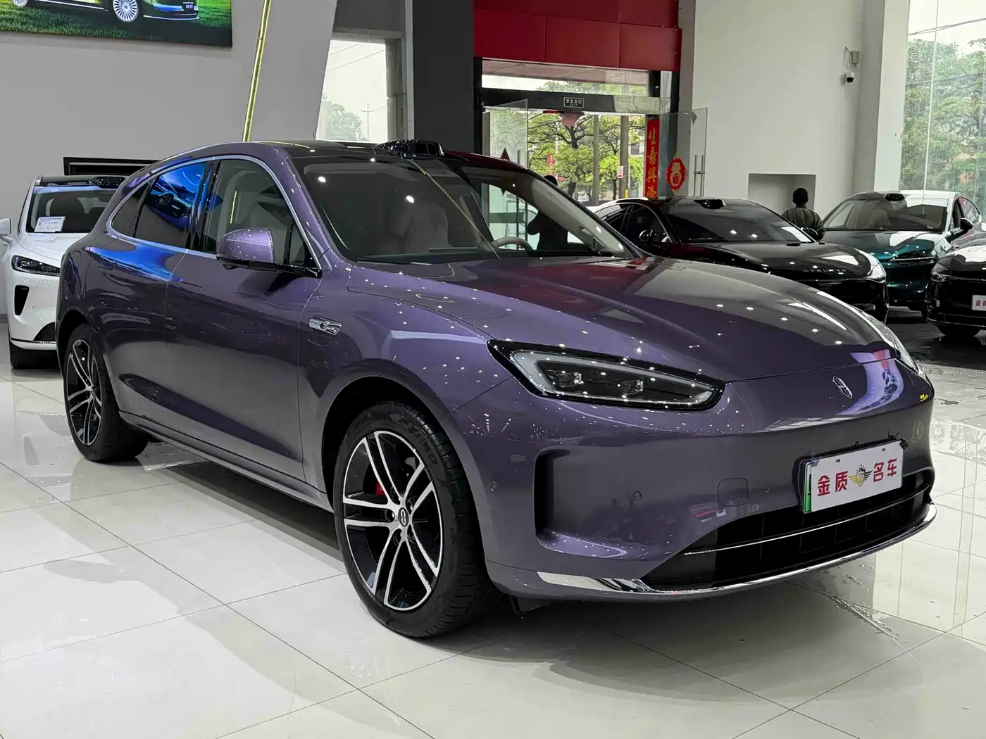 AITO Wenjie AITO M5 2025 Extended Range Ultra AWD фото 3