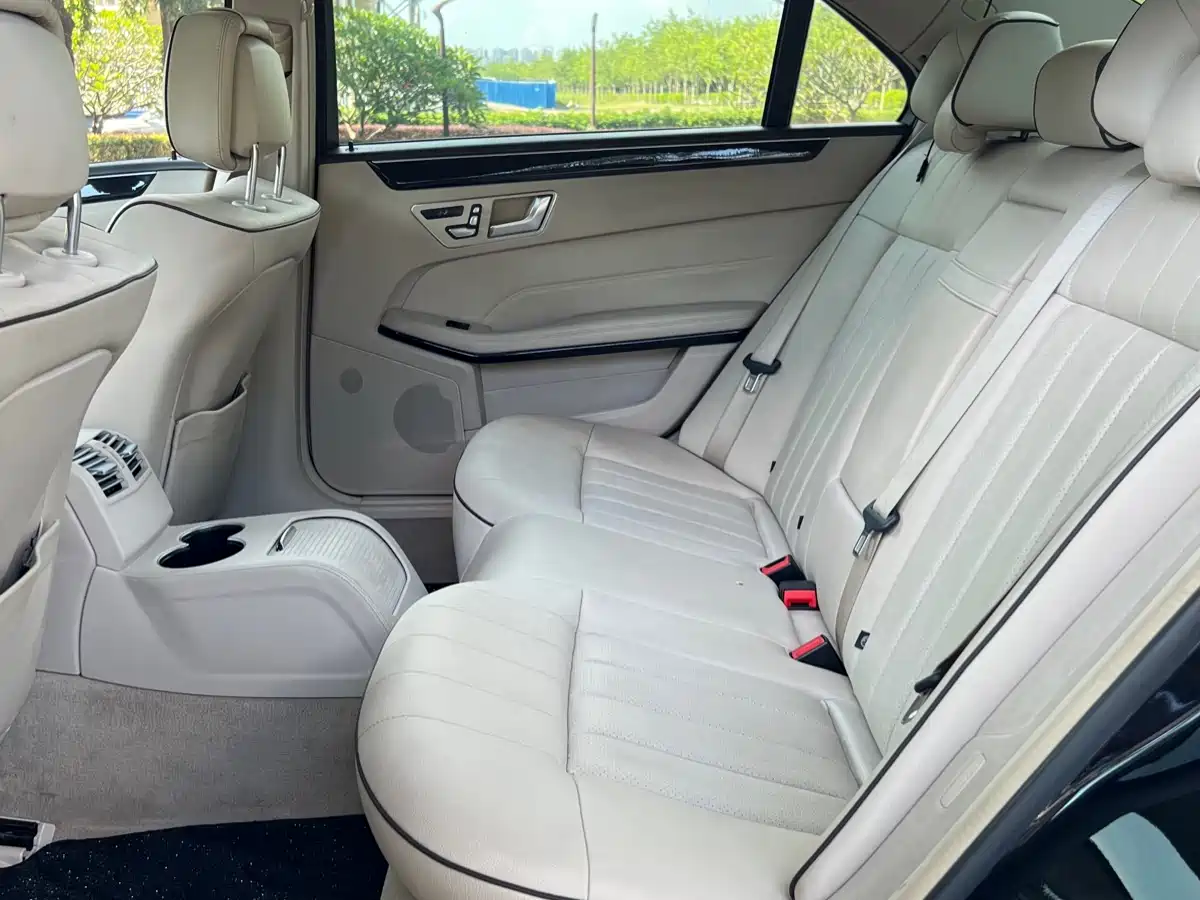Mercedes-Benz E-Class 2015 E 260 L Sport фото 9