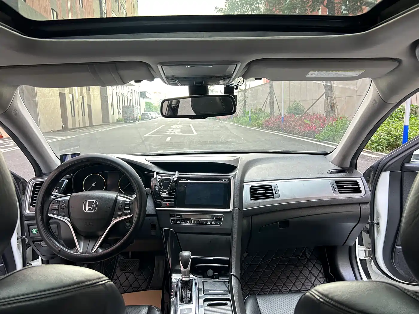 Honda Spirior 2016 2015 2.0L Premium Edition