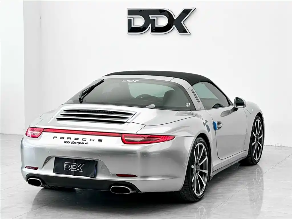 Porsche 911 2014 Targa 4 3.4L фото 5
