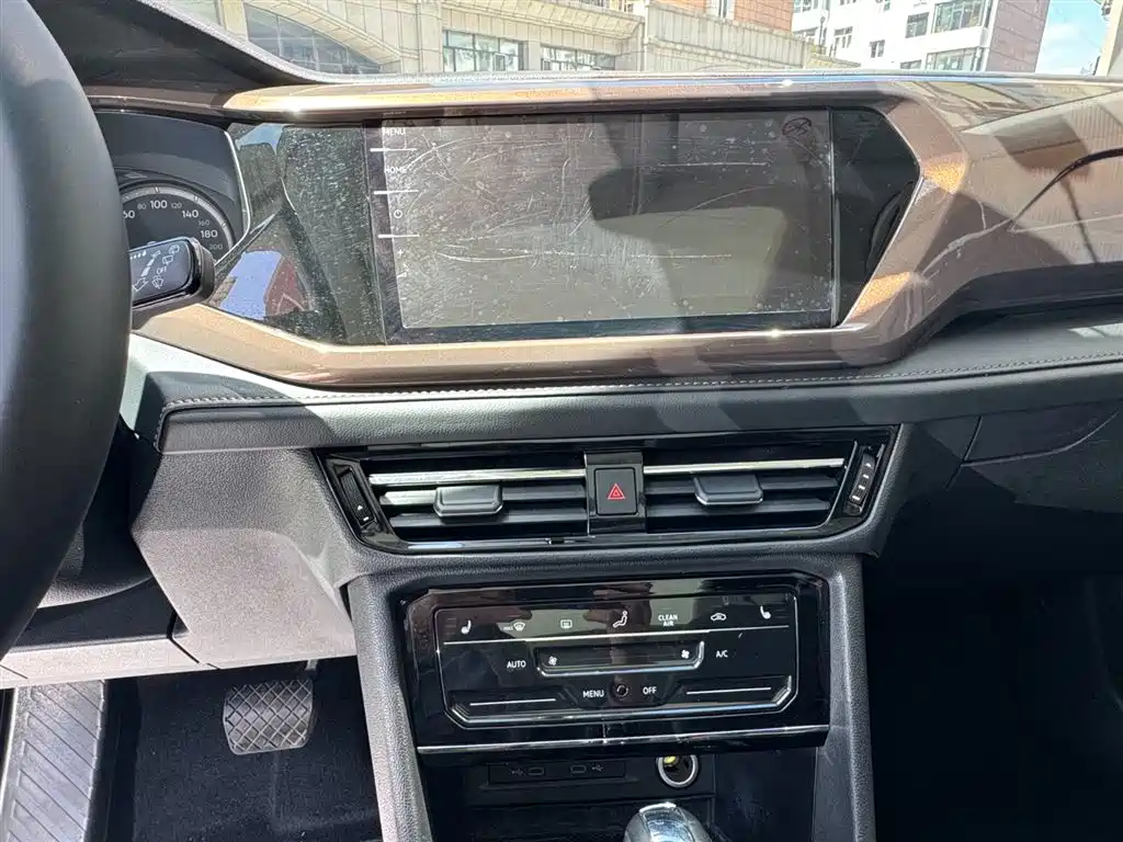 Volkswagen Tharu 2021 Model 280TSI 2WD Luxury Edition фото 10