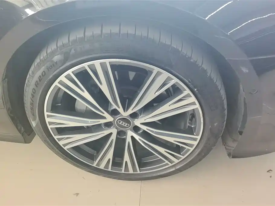 Audi A6L 2023 Facelift 45 TFSI quattro Exclusive Dynamic фото 6