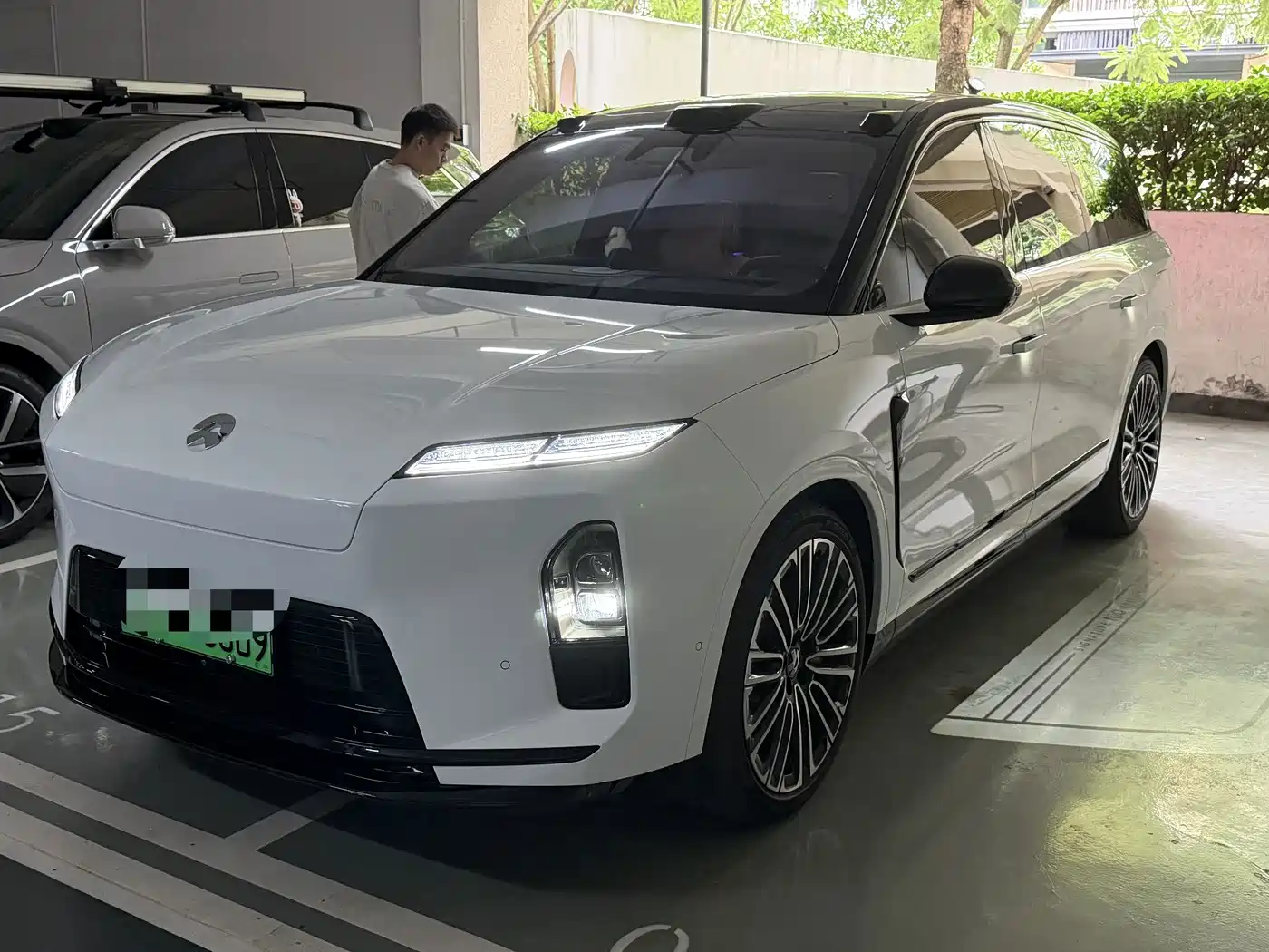2026 NIO ES8