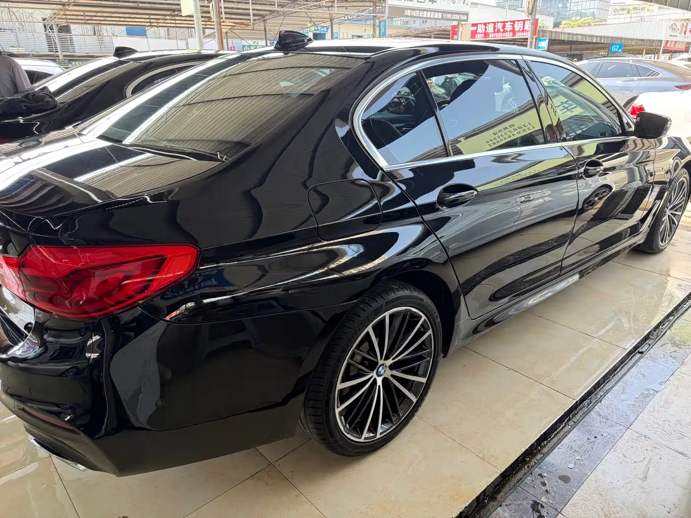 BMW 5 Series 2018 Facelift 530Li Leading Luxury Package фото 6
