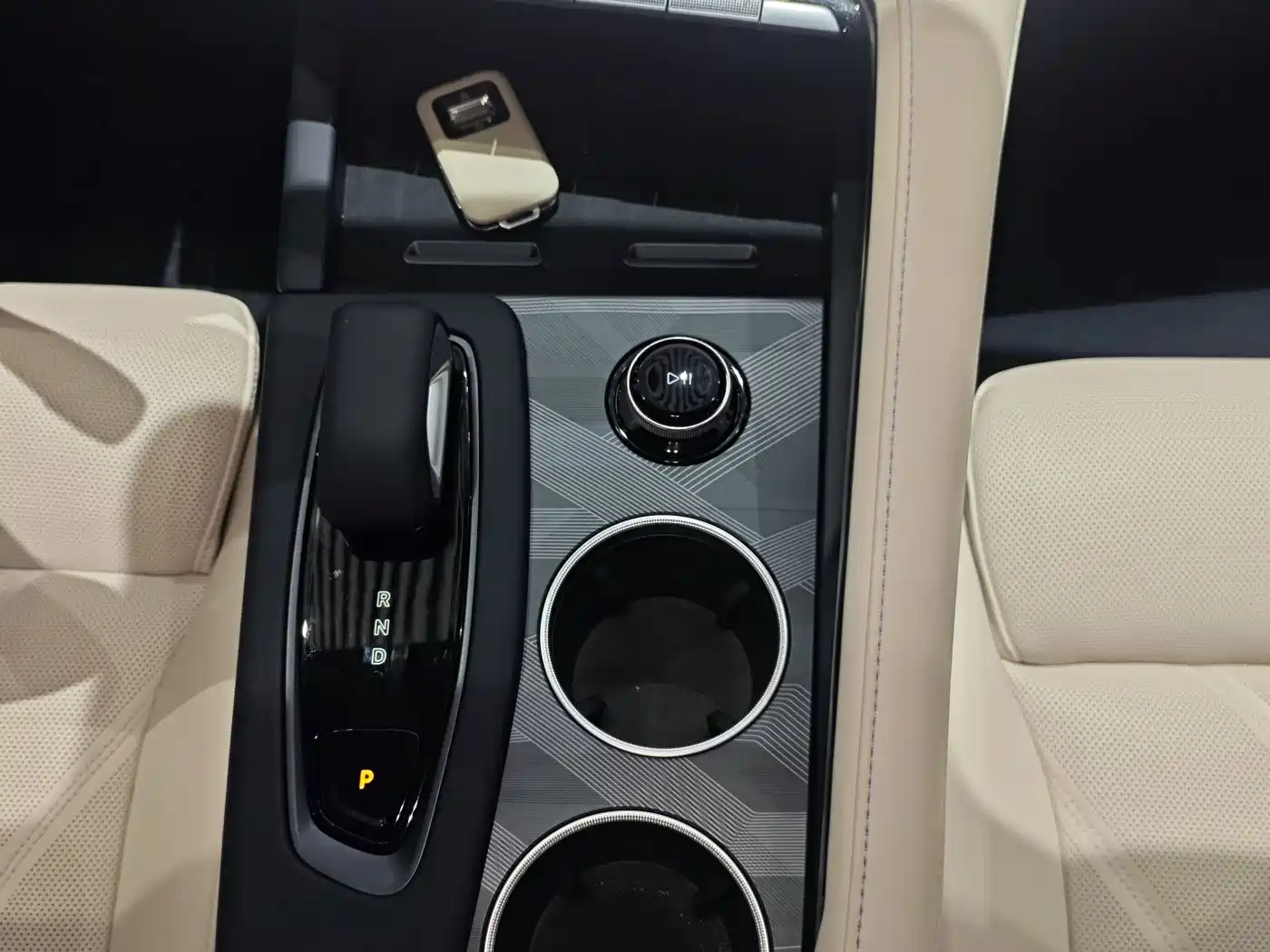 ZEEKR EXTREME KRYPTON 001