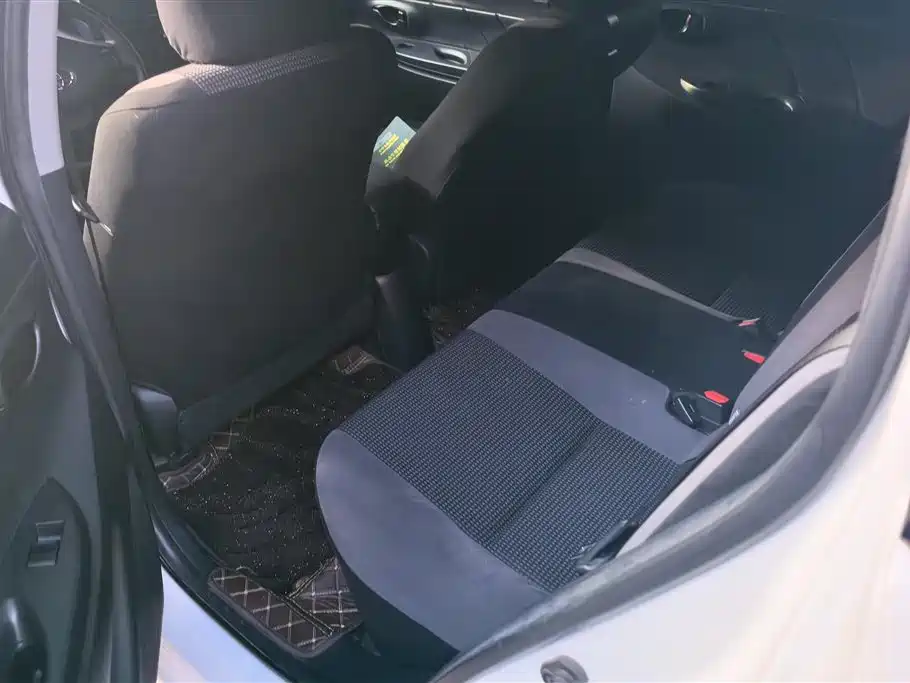 Toyota Vios FS 2021 1.5L CVT Fengchi Edition фото 11