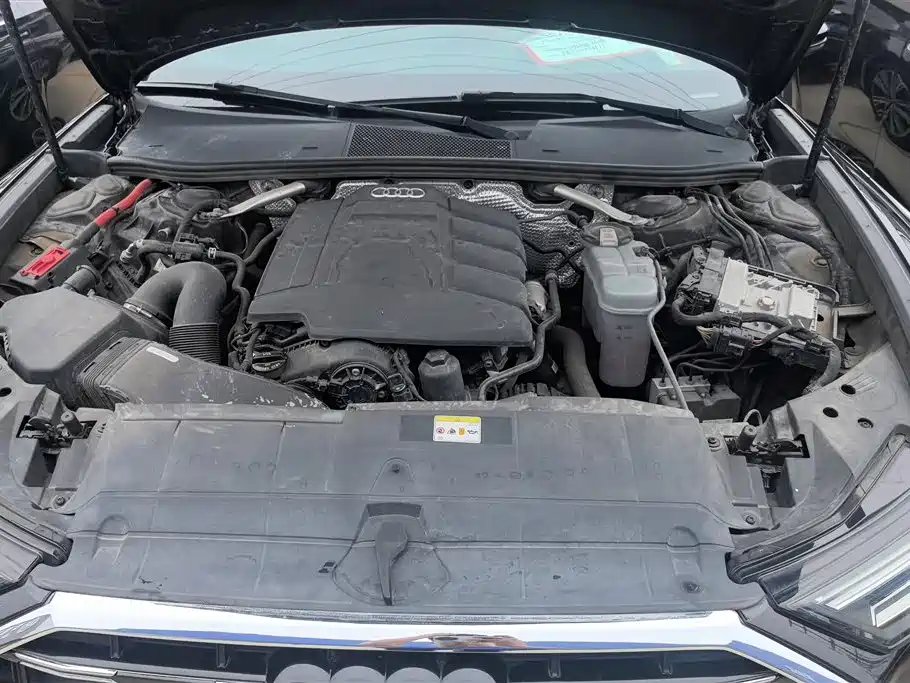 Audi A6L 2021 45 TFSI Exclusive Sport фото 10