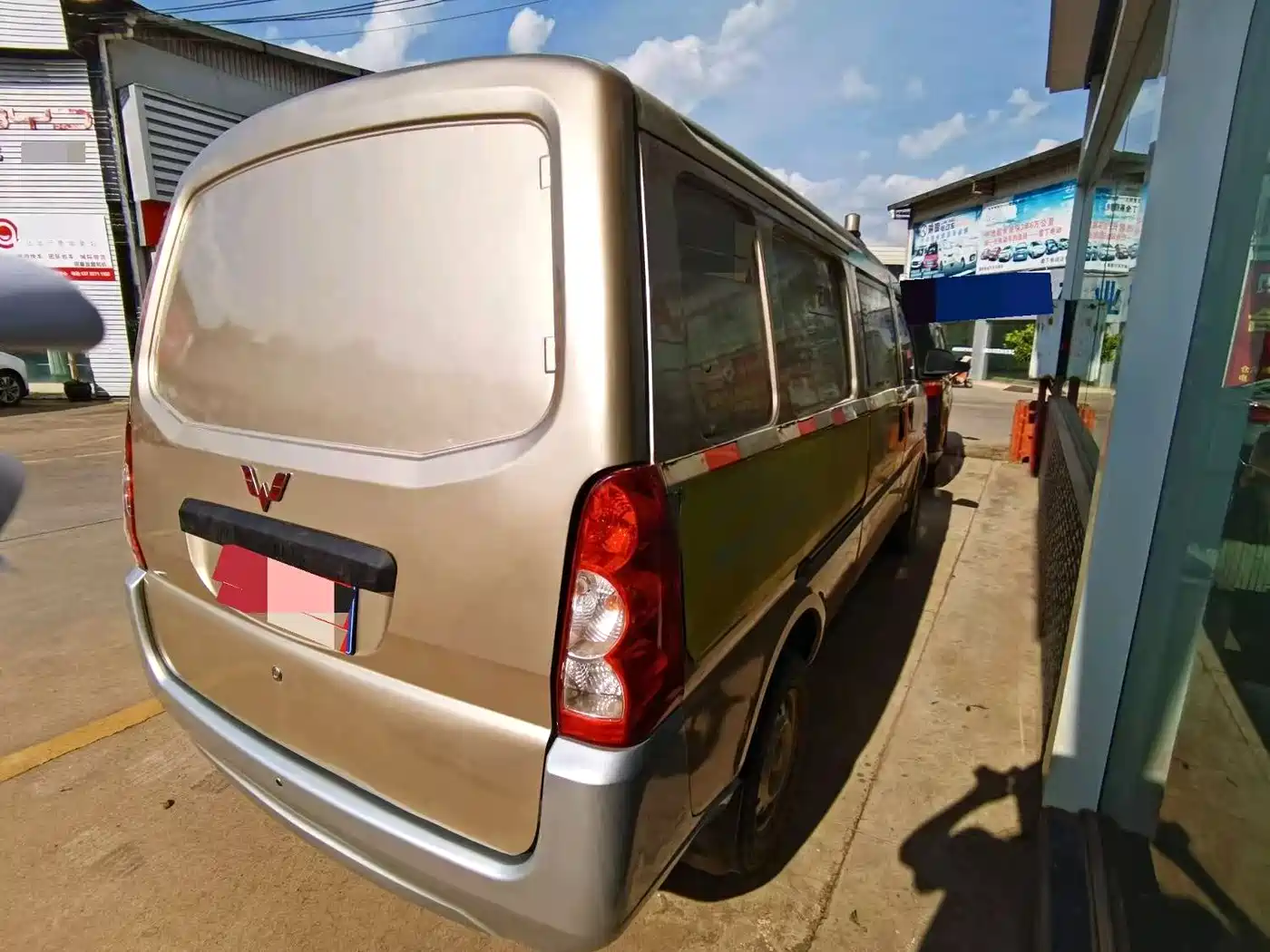 Wuling Motors Wuling Rongguang 2018 2019 1.5L extended van basic model 2 seats