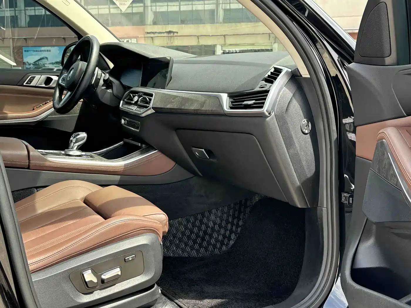 BMW X5 (Import) 2019 xDrive40i M Sport Package фото 12