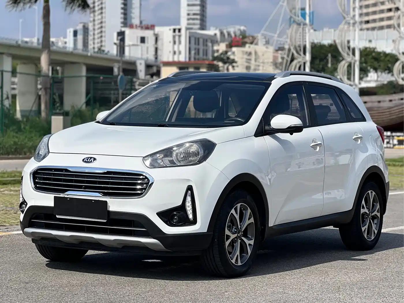 Kia KX3 Smart Run 2017 1.6L Automatic Proud Elegance Edition