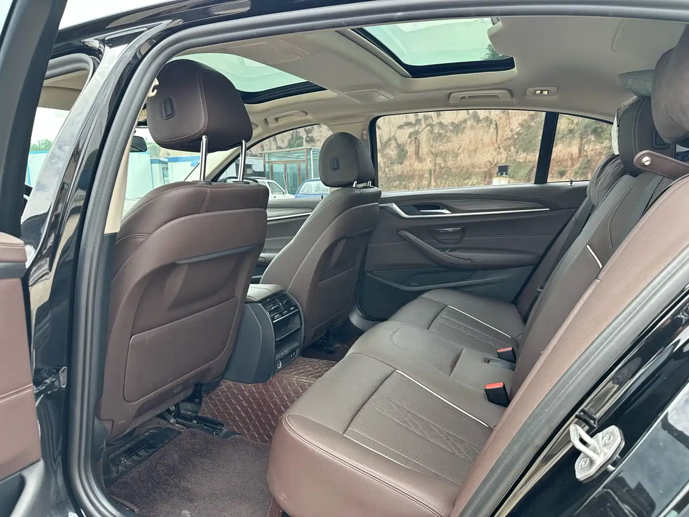 BMW 5 Series 2021 530Li Leading Luxury Package фото 5
