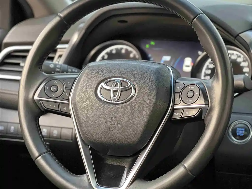 Toyota Camry 2021 2.0G Luxury Edition фото 13