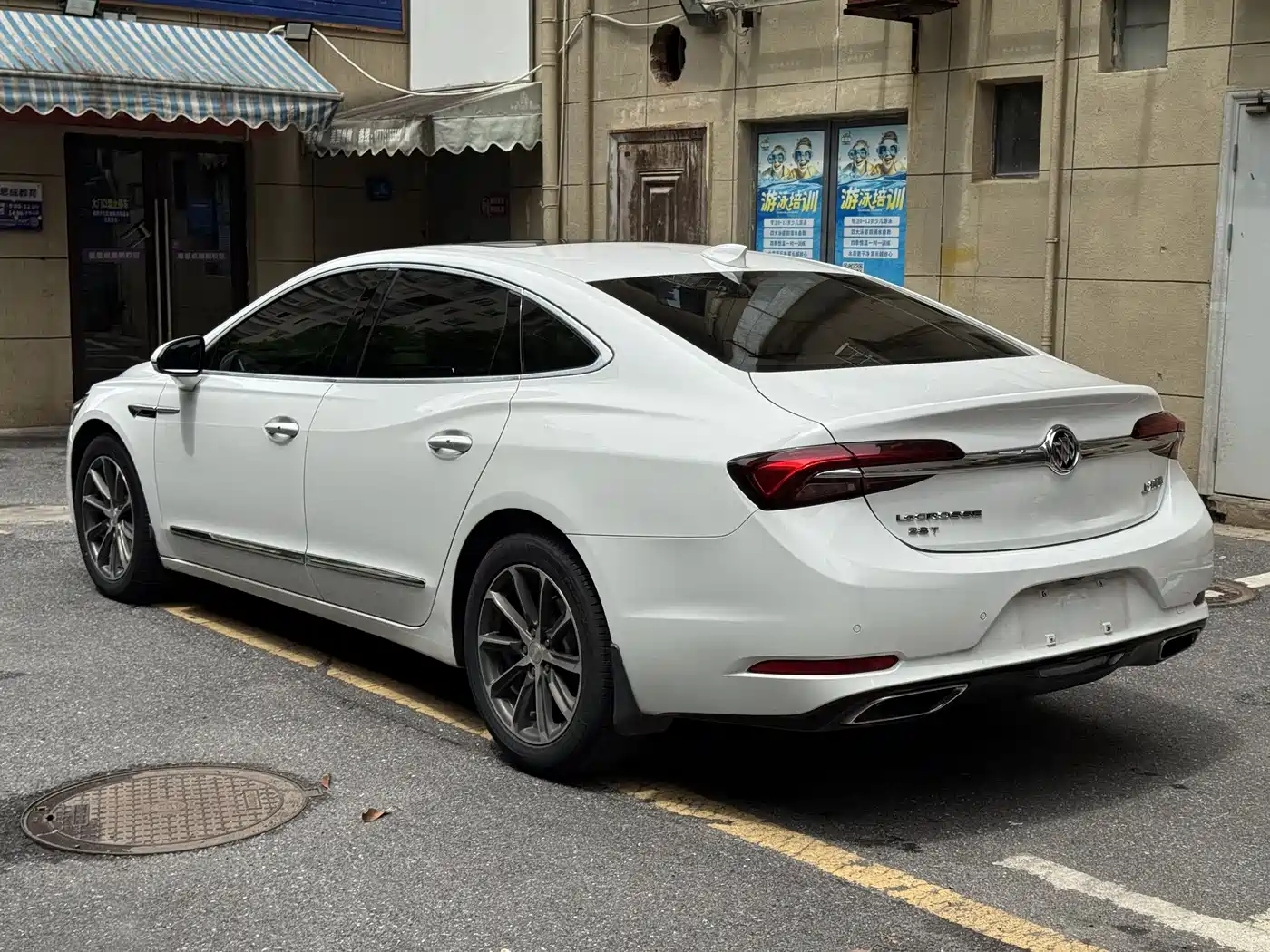 Buick LaCrosse 2018 Model 28T Elite Edition фото 4