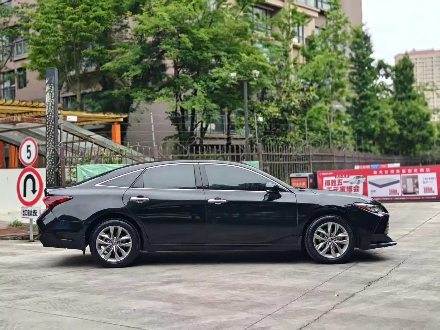 Toyota Avalon 2019 2.0L Luxury Edition (China VI) фото 15