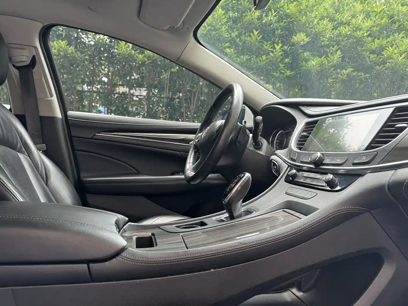 Buick LaCrosse 2018 Model 28T Elite Edition фото 12