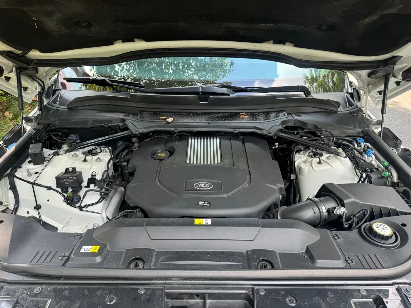 Land Rover Range Rover 2015 3.0 TDV6 Vogue фото 22