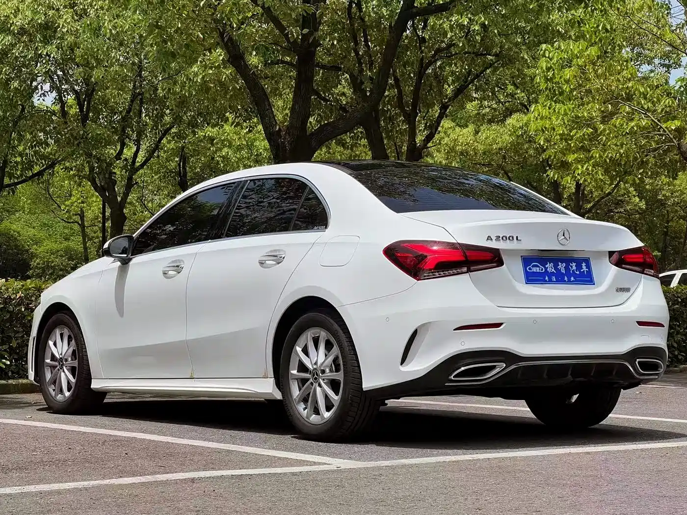 Mercedes-Benz A-Class 2023 A 200 L Fashion фото 7