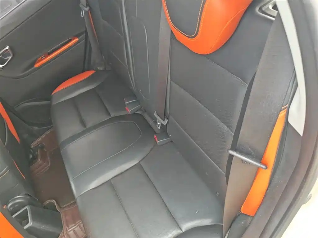 Geely Yuanjing X1 2018 2017 1.3L Auto Player Edition