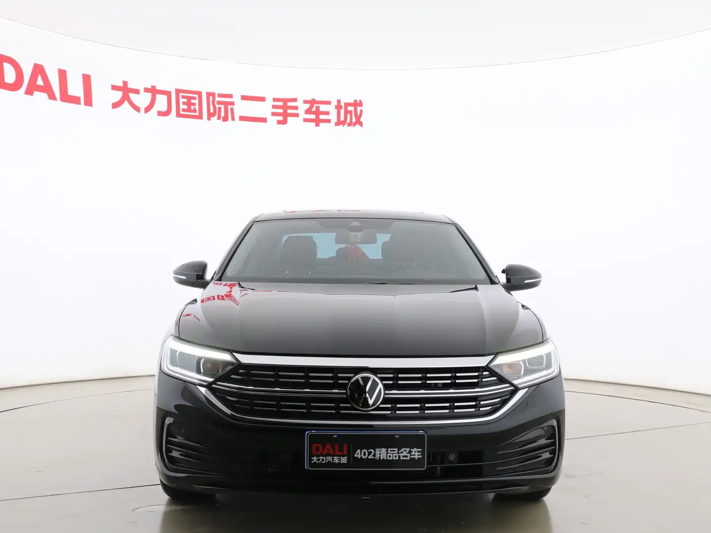 Volkswagen Sagitar 2024 300TSI DSG Surpass Edition фото 2