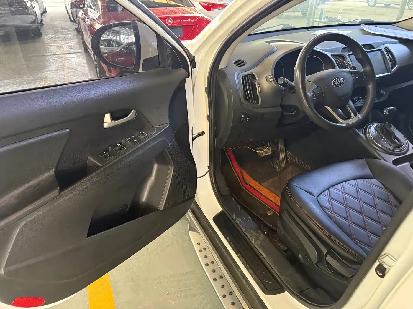 Kia Sportage 2015 2.0L Automatic 2WD GL фото 7