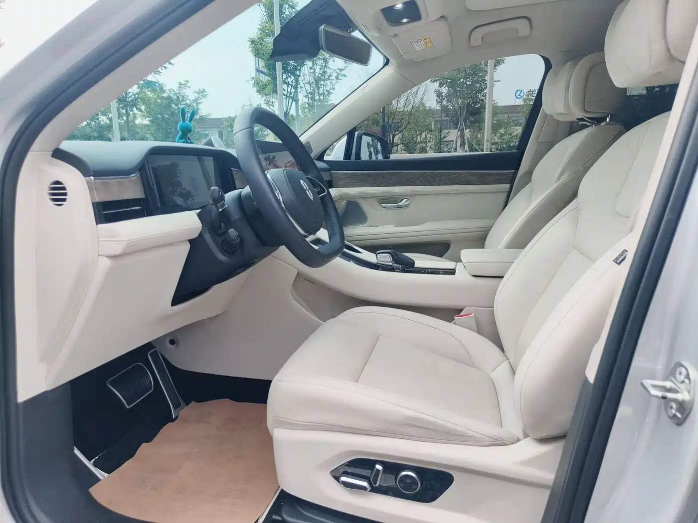 AITO Wenjie AITO M5 2022 Pure Electric RWD Standard Edition фото 4
